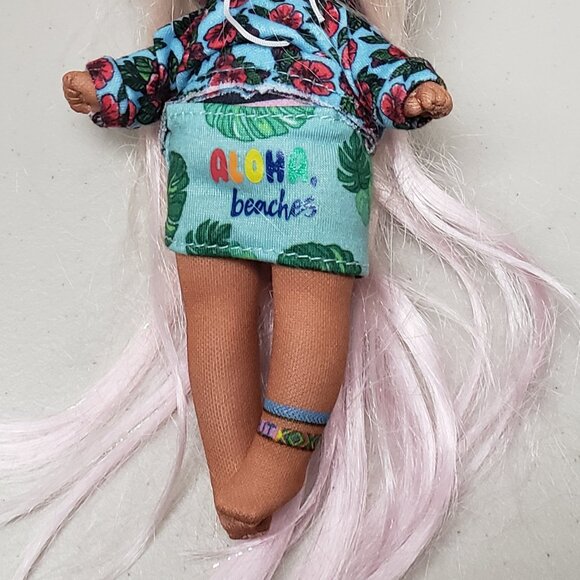 Na Na Na Surprise Doll Krysta Splash - Picture 3 of 5